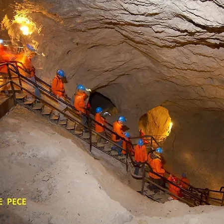 Oda ve Kahvaltı Gostilna Pik