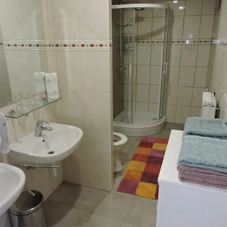 Gostilna Pik Oda ve Kahvaltı 3*