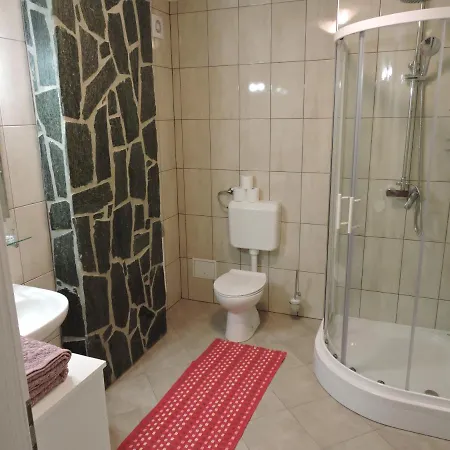 Gostilna Pik Bed & Breakfast